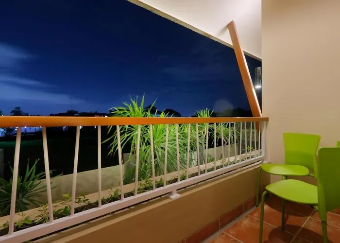 Iconic Bali Living ベッド・アンド・ブレックファスト 3*