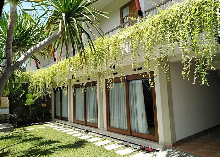 Iconic Bali Living ベッド・アンド・ブレックファスト 3*